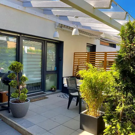 Apartment Tiny Live-in Am Main *