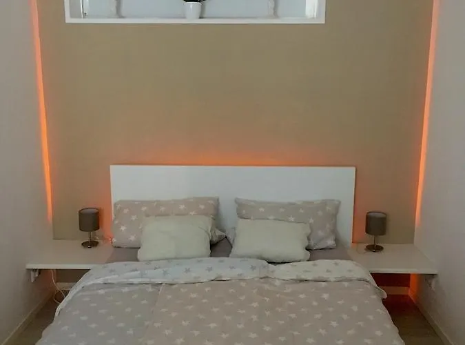 Apartment Tiny Live-in Am Main